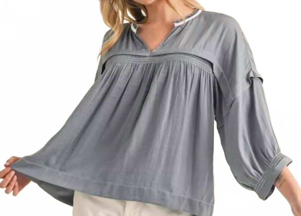 NEW JODIFL solid top with subtle detailing v-neck in denim blue